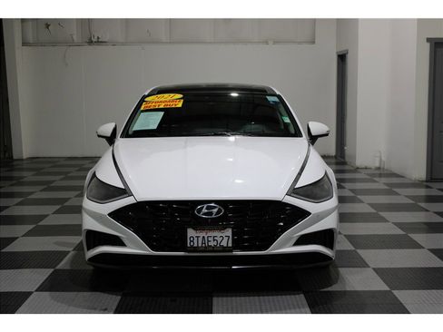 Used 2021 Hyundai Sonata Limited image 2