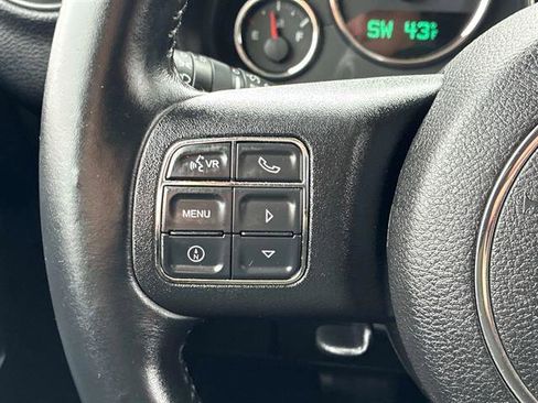 Used 2015 Jeep Wrangler Rubicon w/ Dual Top Group image 25