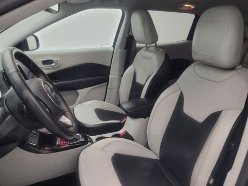 Used 2020 Jeep Compass Limited FWD image 17