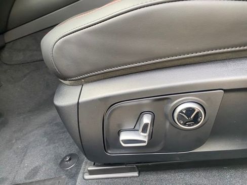 New 2024 Maserati Levante GT Ultima image 20