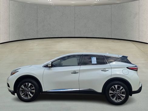 Used 2018 Nissan Murano S image 8