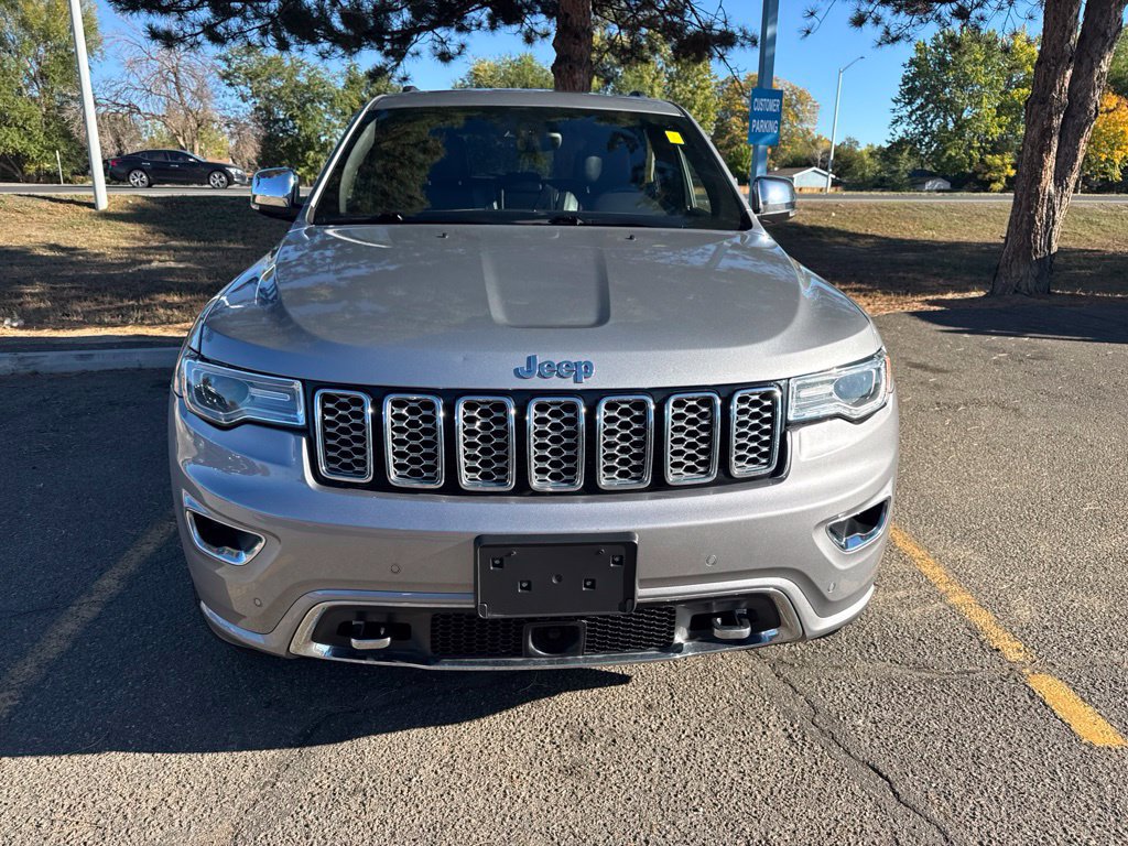 Used 2017 Jeep Grand Cherokee Overland w/ Jeep Active Safety Group AWD/4WD image 4