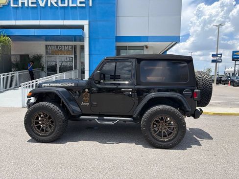 Used 2022 Jeep Wrangler Rubicon AWD/4WD image 14