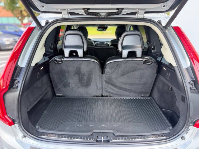 Used 2019 Volvo XC90 T6 Momentum w/ Protection Package Premier AWD/4WD image 24
