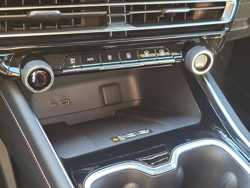 New 2026 Chevrolet Traverse Z71 w/ Enhanced Driving Package image 20