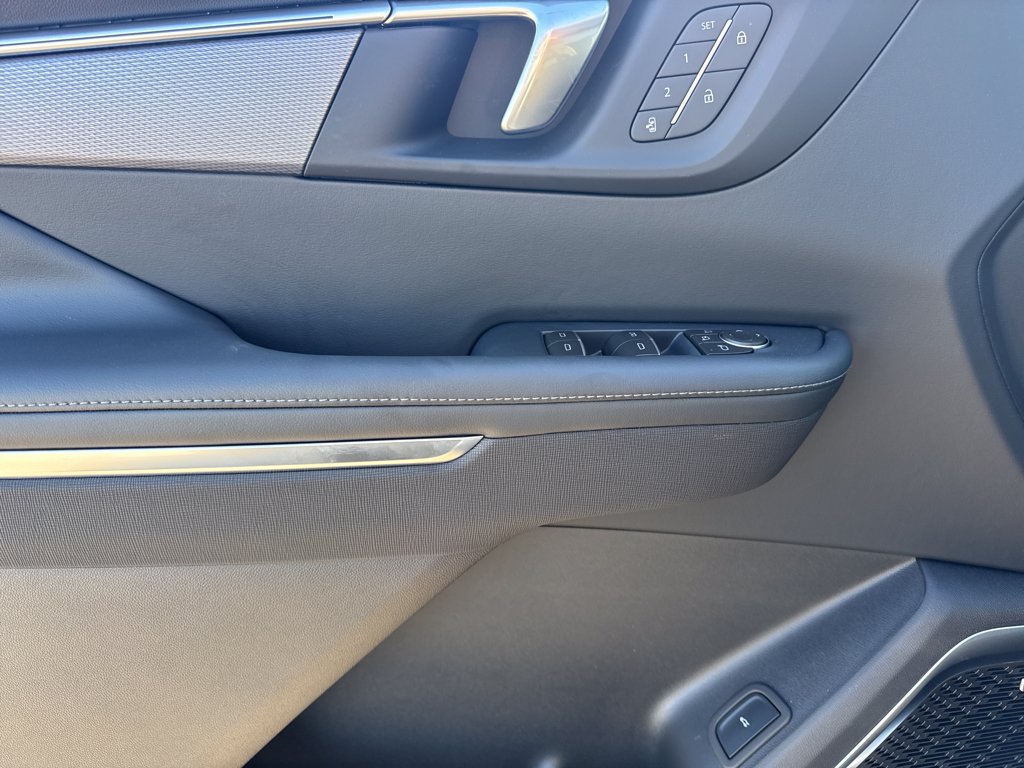 New 2026 Buick Enclave Sport Touring w/ Power Package FWD image 19