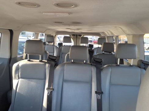 Used 2019 Ford Transit 350 XL image 12