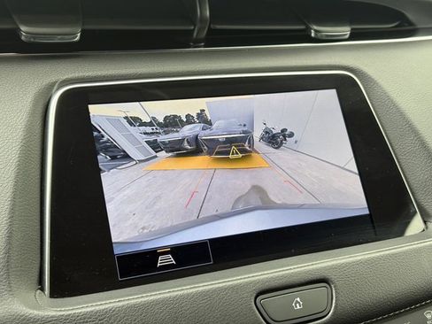 Certified 2023 Cadillac XT4 Premium Luxury image 18