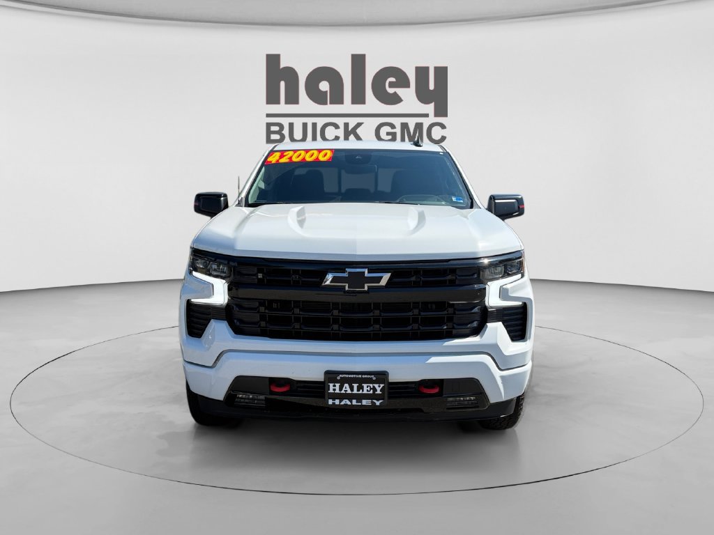 Used 2024 Chevrolet Silverado 1500 RST w/ Redline Edition AWD/4WD image 8