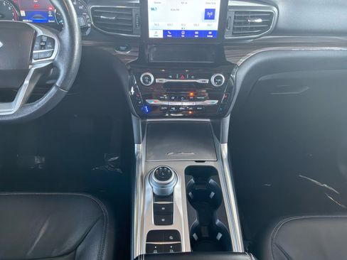 Used 2023 Ford Explorer Limited RWD image 11