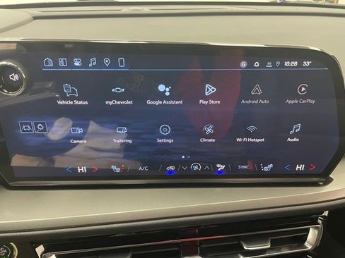 New 2026 Chevrolet Traverse LT w/ Midnight/Sport Edition image 3