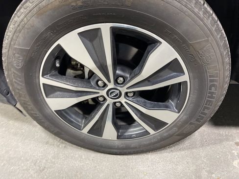 Used 2024 Nissan Murano SV image 34