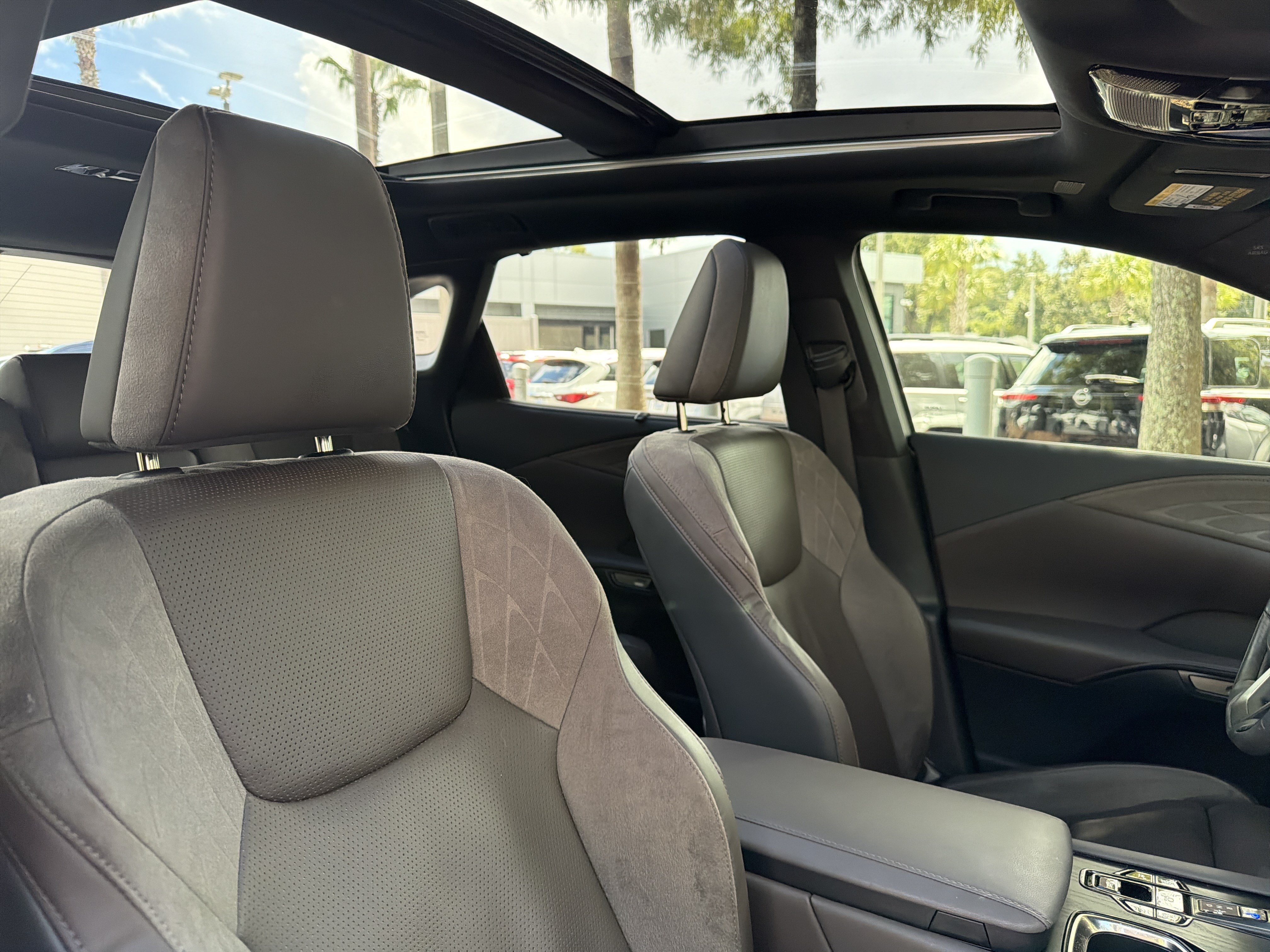 Certified 2024 Lexus RX 350 AWD w/ Convenience Package image 42