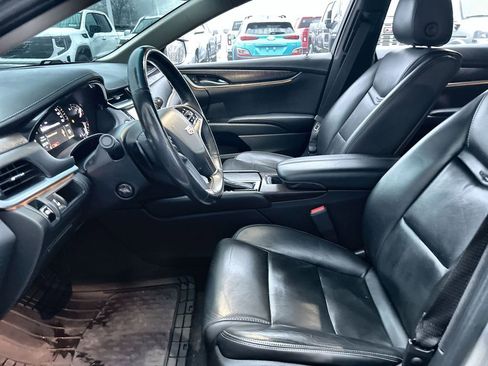 Used 2018 Cadillac XTS Luxury image 22