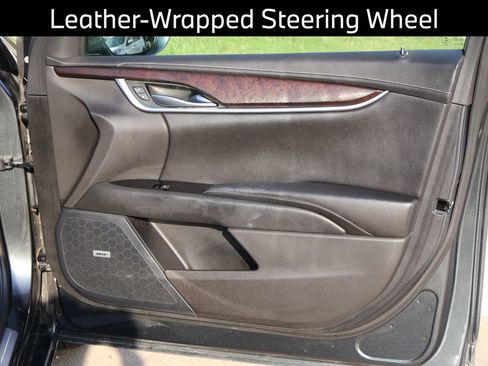 Used 2019 Cadillac XTS Luxury image 15