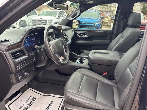 Certified 2023 Chevrolet Suburban Z71 w/ Luxury Package AWD/4WD image 21
