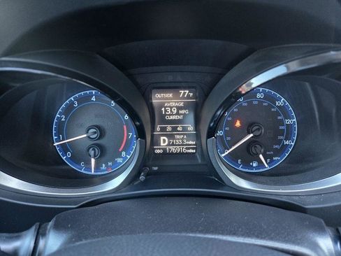 Used 2015 Toyota Corolla S image 19