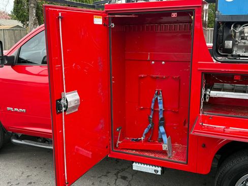 Used 2021 RAM 3500 Tradesman w/ Chrome Appearance Group image 28