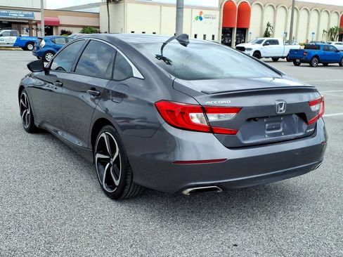 Used 2018 Honda Accord Sport image 5