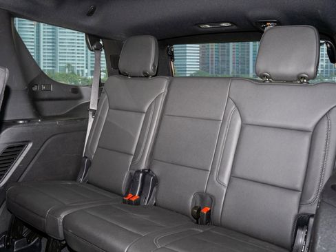 Used 2025 Chevrolet Tahoe LT image 20