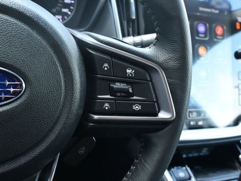 Certified 2025 Subaru Outback Limited image 19