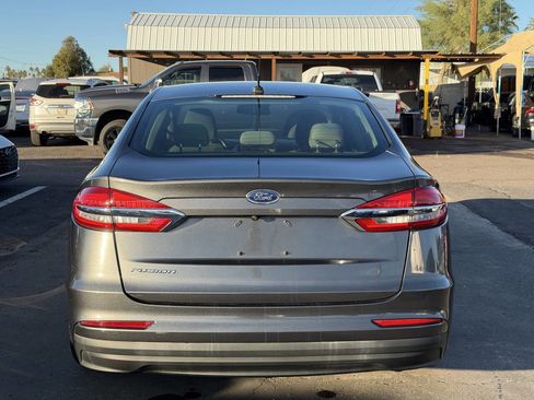 Used 2019 Ford Fusion S image 10