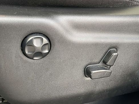 Used 2024 Dodge Durango GT image 7