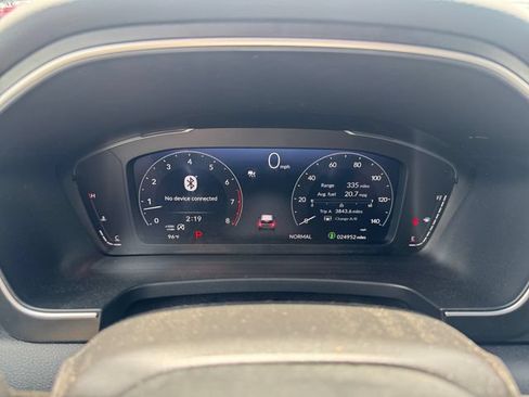 Used 2025 Honda Pilot Black Edition image 18