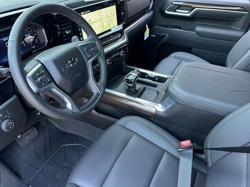 New 2026 Chevrolet Silverado 1500 RST w/ Convenience Package II AWD/4WD image 10