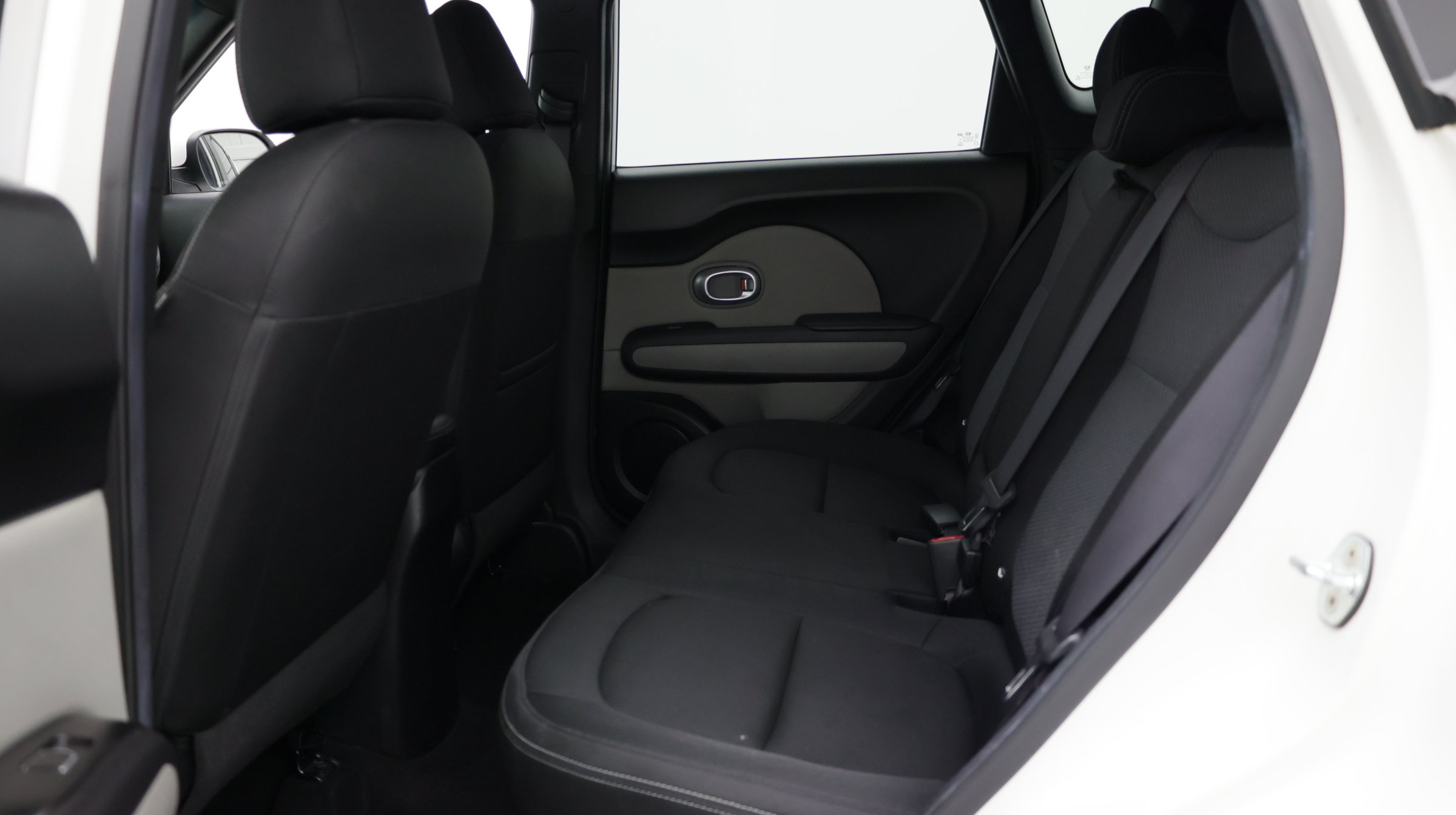 Used 2017 Kia Soul + FWD image 22