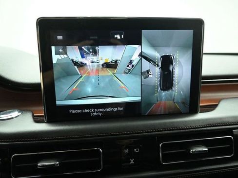 Used 2020 Lincoln Aviator Reserve w/ Equipment Group 201A image 17