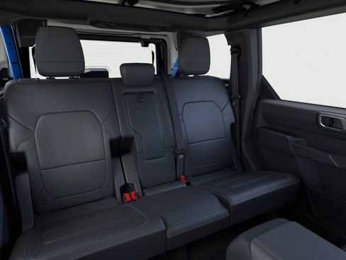 New 2025 Ford Bronco Badlands image 44