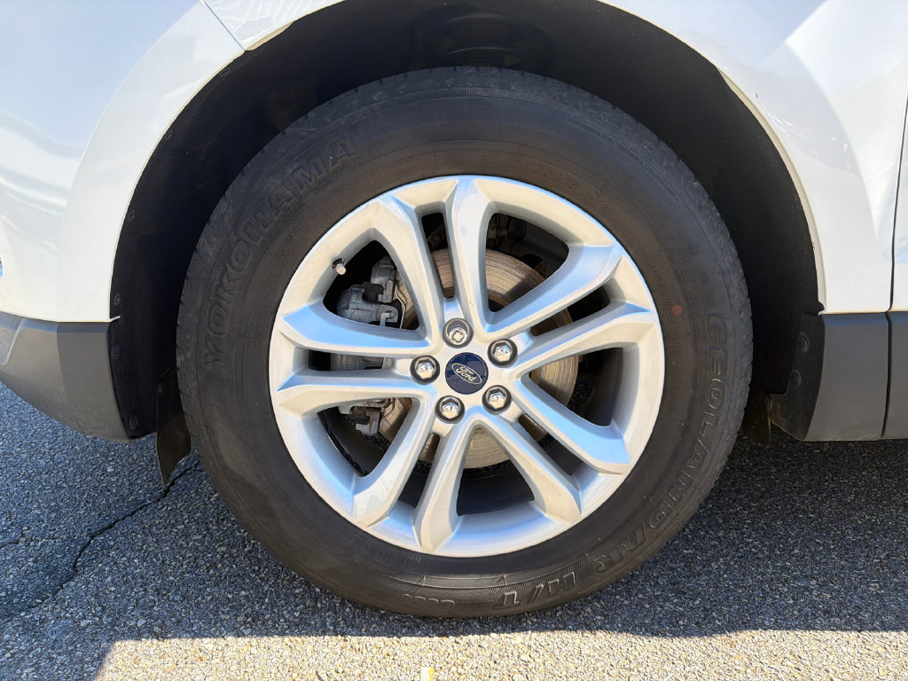 Used 2020 Ford Edge SEL w/ Convenience Package FWD image 11
