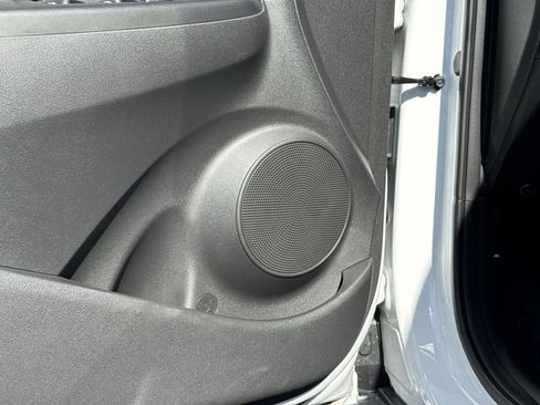 Used 2023 Hyundai Kona SE image 21