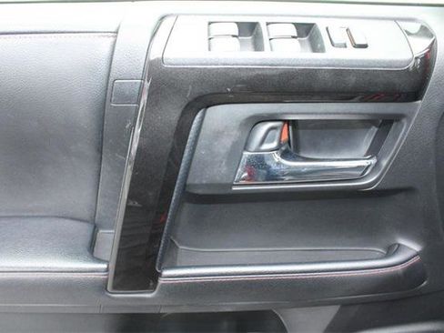 Certified 2020 Toyota 4Runner Venture w/ Moonroof Package image 15