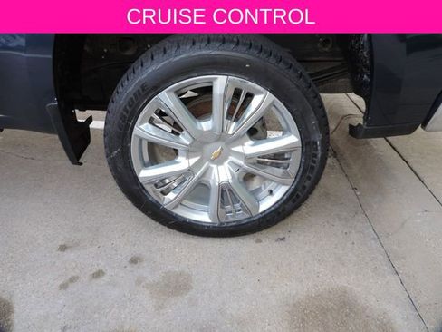 Used 2020 Chevrolet Silverado 1500 LT w/ Texas Edition image 14