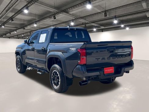 Used 2024 Toyota Tacoma TRD Off-Road image 14