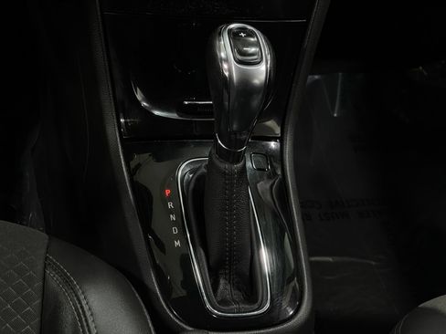 Used 2019 Buick Encore Preferred FWD image 27