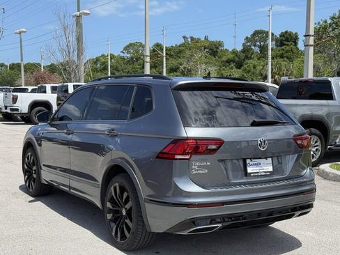 Used 2021 Volkswagen Tiguan SE R-Line image 2