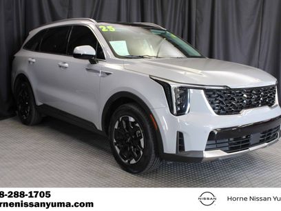 Used 2025 Kia Sorento S w/ Panoramic Sunroof Package