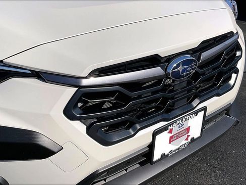Certified 2025 Subaru Crosstrek 2.0i Premium image 33