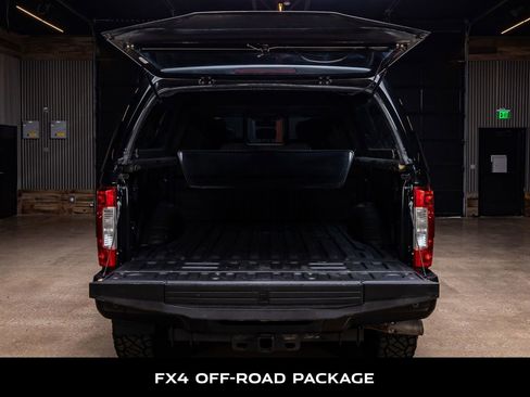 Used 2019 Ford F250 Lariat w/ Lariat Ultimate Package image 8