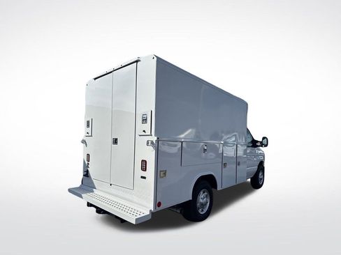 New 2025 Ford E-350 and Econoline 350 Super Duty w/ Power Equipment Group image 6