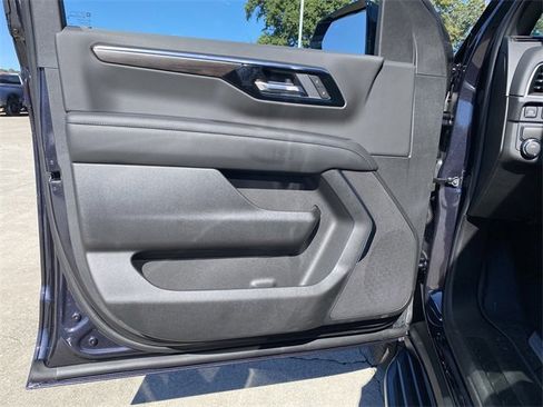 New 2026 Chevrolet Suburban LS w/ LPO, Dark Essentials Package image 21