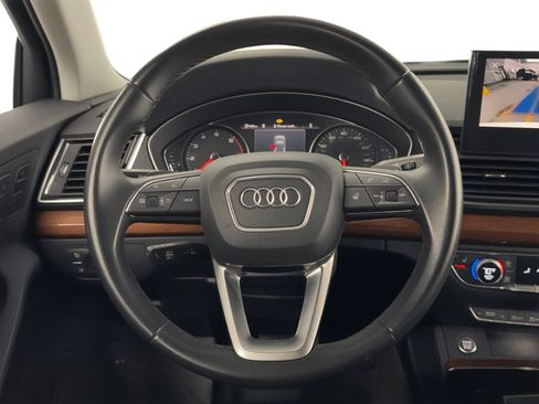 Used 2023 Audi Q5 Premium w/ Convenience Package image 20