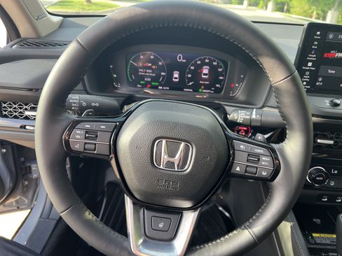 Used 2025 Honda Accord Touring image 16