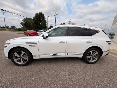 Used 2023 Genesis GV80 3.5T Advanced + AWD/4WD image 4