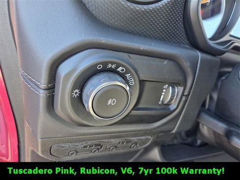 Certified 2024 Jeep Wrangler Unlimited Rubicon w/ Technology Group image 18