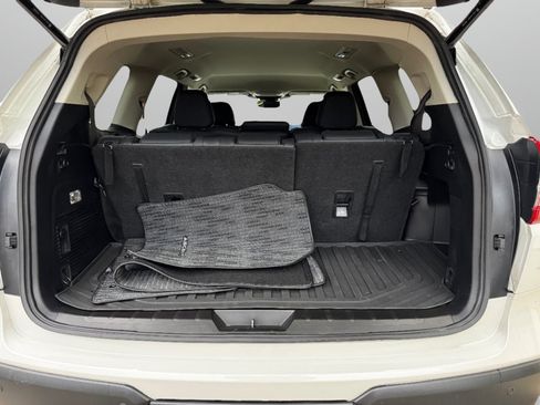 Used 2024 Subaru Ascent Limited AWD/4WD image 14