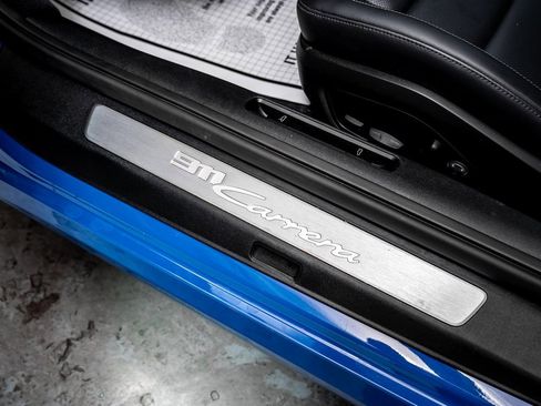 Used 2025 Porsche 911 Carrera image 29